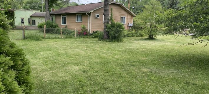 Carrie's Cottage - Charming Duplex Style 3 Bedroom Cottage with Beach Access! 치카밍 타운십 호텔