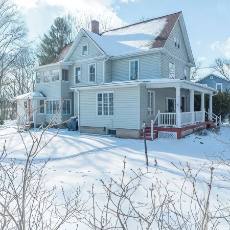 Beautiful home in a charming neighborhood. Close to dwntwn Geneva & Seneca Lake.