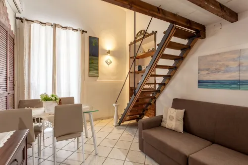 Historic residence next to Aretusa source - 2-Star