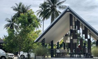 CoCo Tree Resort