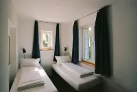 REMISE ground floor: Garden apartment with wood-burning stove, terrace and water access - Apartments