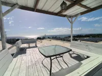 Sky House. Charming 4-bedroom home, fast WiFi, A/C in enchanting Rincón
