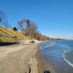 Cozy Lake Huron Cottage, with Internet, Summer Months Beach Access. - 3-Star