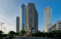 Discovery SCBD - Rooftop Pools