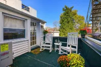 Nassau Condo in the Heart of Princeton w Parking