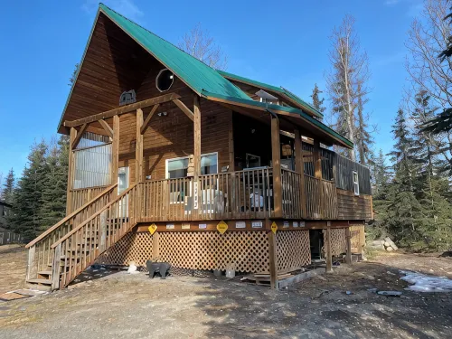 Alaskan cabin retreatClose to the beach and world famous kenai river