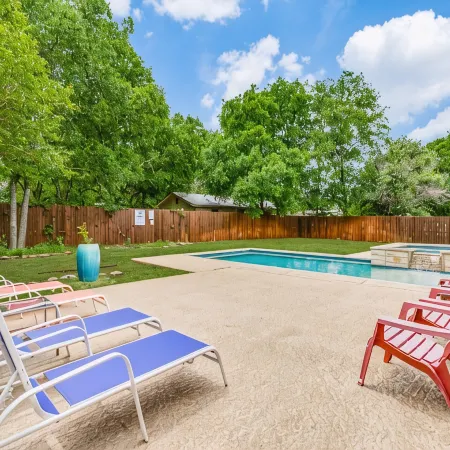 4BDRM W/Private Pool & Hot Tub - Walk to Town Square, Minutes to Wineries!