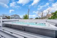 Seaside Heights Home- All Season Swim Spa with Bay Views & Game Room! - 4 stjerner