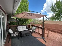 “Relax Home” 5 min away from downtown and 38 min from Fabulous Lake Tahoe. - Bungalows