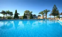 Alianthos Beach Hotel - Beach