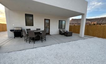 The Sage Hideaway