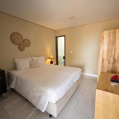 Casa do Caia Hotels near Praia do Sancho