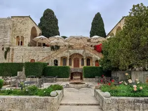 Mir Amin Palace