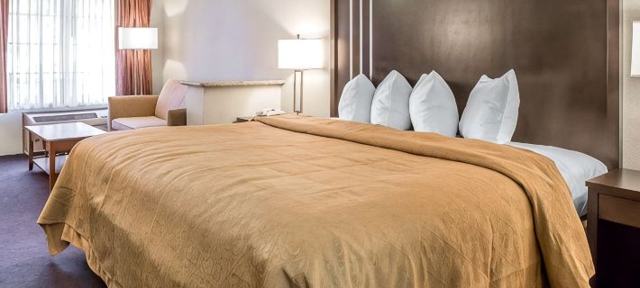 Quality Inn & Suites Woodland - Sacramento Airport Hotels in Yolo County