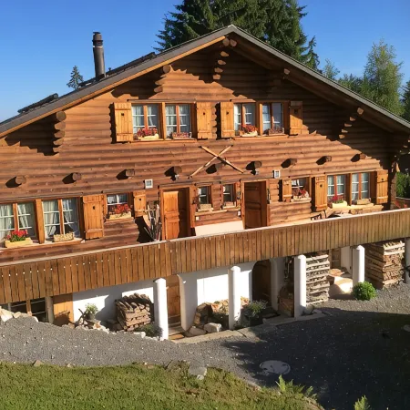 Wunderschönes Block-hausteil Direkt im Ski- und Wandergebiet Stockhütte NW