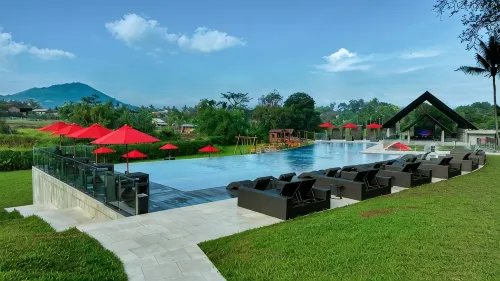 Aston Serang Hotel & Convention Center