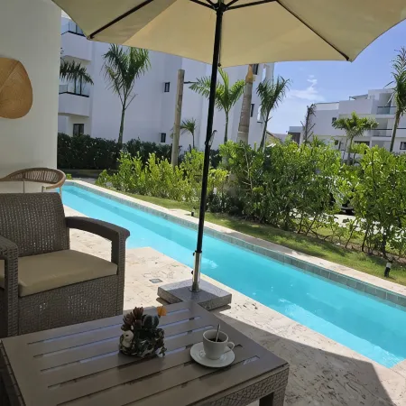 Family-Friendly White Sands 2Br - Private Pool, Fast Wi-Fi, Near Beach