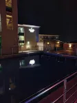Monarchs Luxury Palace Hotel - Pool