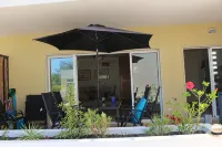 South Facing,Pool,Ground Floor,Garage Parking,150m to Waterfront,Quiet,Secure