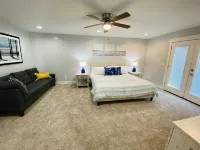 Relax at Loving Life at the Greens! 8 Bed 4.5 Bath Bear Lake Home w/Beds for 33!