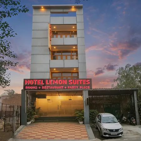 Hotel Lemon Suites & Banquet Noida Sector 62