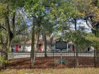 The Van Zant House - Homestays