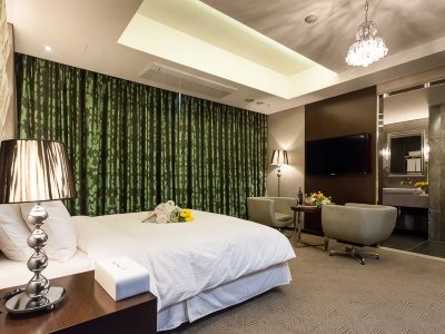 Hotel Pharos