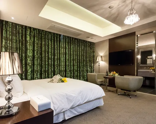โรงแรมฟารอส โรงแรมใกล้หอคอย ASEM
