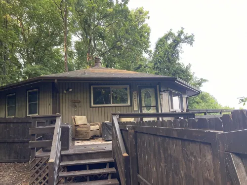 Mountain House in Fancy Gap with Beautiful View and Hot Tub on Deck - 3 stjerner