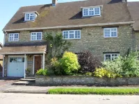 Stone House - parking