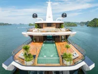 Azura Cruise - Infinity Pools