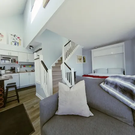 Artistic Hillside Loft