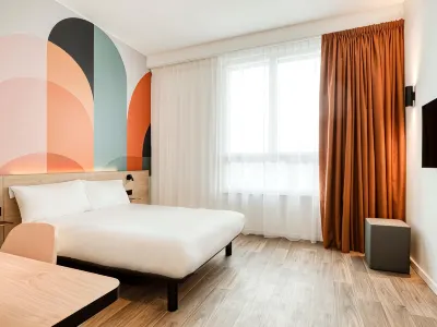 B&B Hotel Namur Отели в г. 
