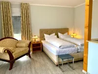 Ratskeller Hotel & Restaurant Lindow - Homestays