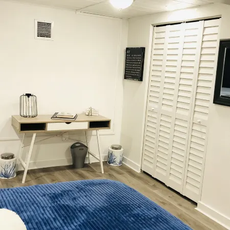 Swinton Cottage by Delray Beach w/ free parking Unit A