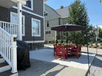 Stay near Grand Haven Beach & Downtown - Boutique