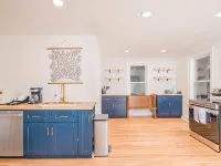 Modern Downtown Living-Appleton Hotels in Appleton