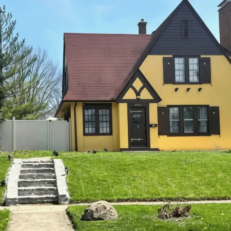 Cozy Updated Cottage Style Home near Historic distric in Middletown