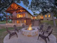 2 Houses - 6 Acres, Riverfront, Pool, Hot Tub, BEAUTIFUL VALLEY