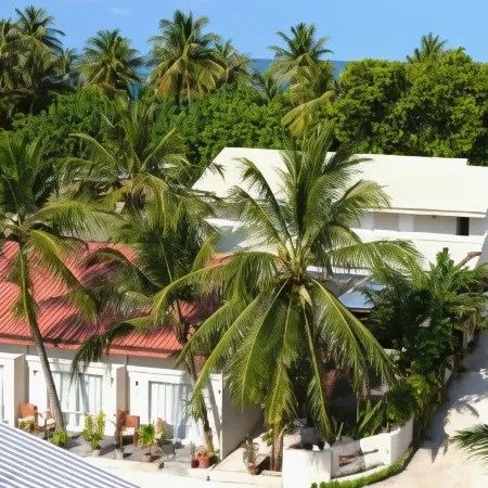 Tme Retreats Dhigurah
