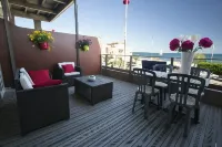 Le Grand Large Bord de Mer