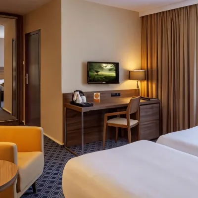 Warmiński Hotel & Conference Hotels near Aura Centrum Olsztyna