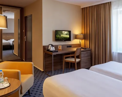 Warmiński Hotel & Conference Hotels near High Gate