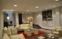 Hotel Universal - ที่มีที่จอดรถ
