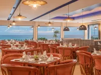 GR Solaris Cancun All Inclusive Hotels near Playa Delfines