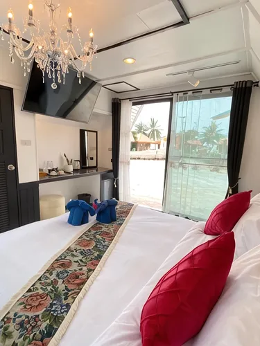 รูปภาพของExclusive Bungalow Near Swiming Pool At Kohchang Resort