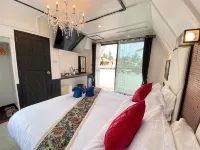 Exclusive Bungalow Near Swiming Pool At Kohchang Resort - Villas