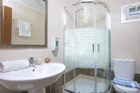 W Suites by Estia ex Camelot - Pet friendly