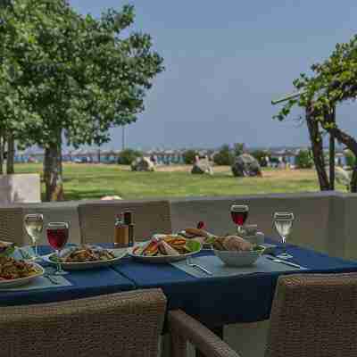 Cronwell Platamon Resort All-Inclusive Dining/Meeting Rooms