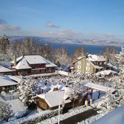 Hôtel La Verniaz - Evian Resort Hotels near Evian Train Station